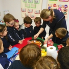 Pré I participa de aula de culinária especial