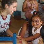 Voluntários fazem Natal Solidário na Vila São José