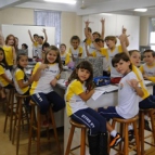 Alunos do 2º ano 'B' e 'C' no Laboratório