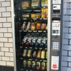 Máquina de lanches é instalada no Ginásio