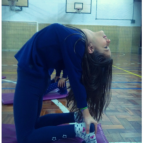 6º ano participa de aula de Yoga em Inglês