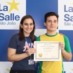 Alunos recebem certificação TOEFL