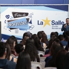 Ensino Médio participa de Feira de Profissões 