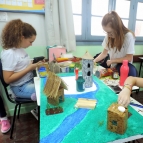 Maquetes no 7º ano retratam a sociedade feudal