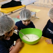 Creche II participa de oficina de culinária