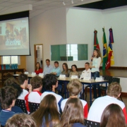 Ensino Médio participa da Feira das Profissões 2014