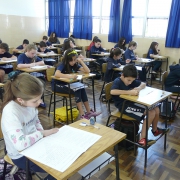 Alunos participam de Avaliação de Conhecimentos