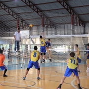 Vôlei masculino venceu a 1ª fase do campeonato JEDF