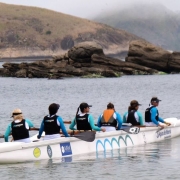 Professora lassalista navega 90km em canoa havaiana