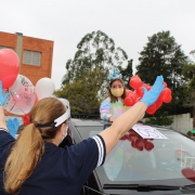 Alegria e emoção marcaram o Drive-Thru do Reencontro