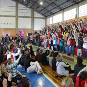 Celebração do Dia das Mães no Colégio La Salle Dores