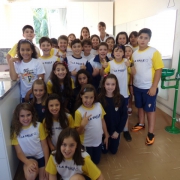 5º ANO B EM AULA NO LABORATÓRIO DE CIÊNCIAS