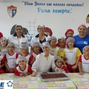 Aula de Culinária Prepara Surpresa Para as Mães