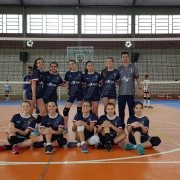 Vôlei feminino se destaca em campeonatos estudantis