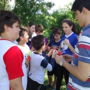 4º e 5º anos aprendem Biologia em Trilha Ecológica