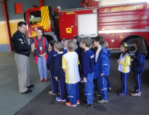 2° B em Visita ao Corpo de Bombeiros de Toledo