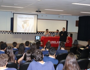 Palestra sobre Educação Financeira para o EM