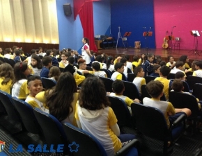 Apresentação Musical no Colégio La Salle