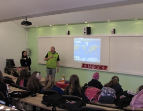 Marroquino participa do Carmo English Learning