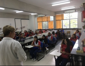 Visita de Estudos ao Laboratório de Biologia da UFAM