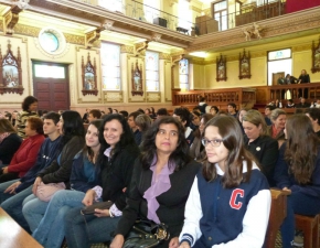 Homenagem às mães e alunos do Ensino Médio