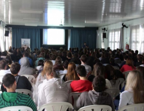 Palestra Na era do Conhecimento - Valther Maestro