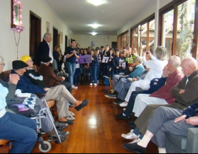 Alunos de Flauta homenageiam 30 anos da Casa de Saúde