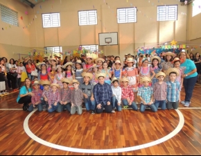 Festa Junina 2015 - 4º ano A - dança