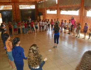 Grupo de Jovens faz doação à ACPMEN