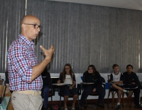 Alunos do EF II recebem pós-graduandos do Unilasalle (1)