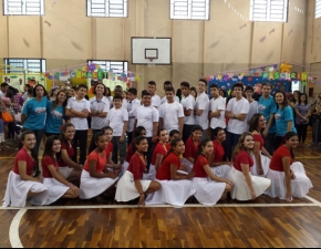 Festa Junina 2015 - 9º ano B - dança