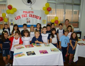 Projeto Ler Faz Crescer - Turma 124