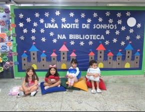 Noite na Biblioteca