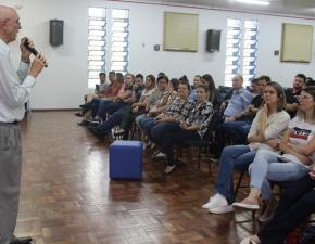 APRESENTAÇÃO TEATRAL DO PRÉ I