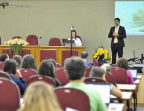 Palestra “Porque é que os ursos polares não comem pinguins?”