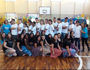 Festa Junina 2015 - 9º ano A - dança