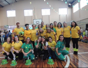 FESTA JUNINA 2014 - Dança Colaboradores - Coordenadora Caren