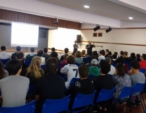 LSSA promoveu palestra para pais e estudantes de 3ª série do EM