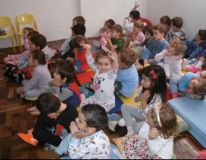 Creche participa da atividade Todos Juntos na Escola